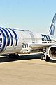 the force awakens cast flies to london in r2d2 plane 05