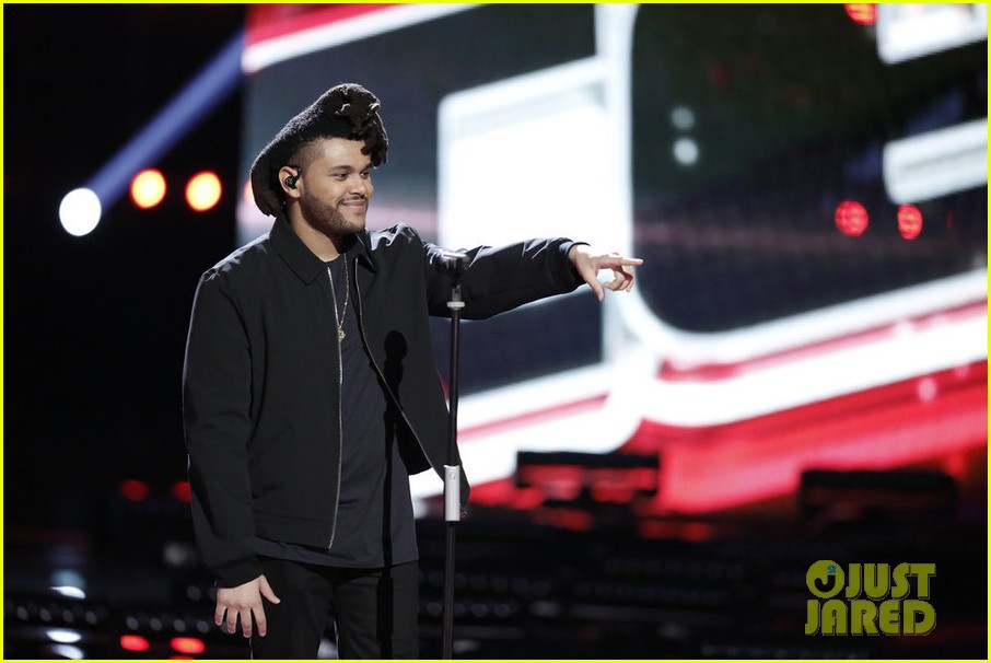 the weeknd performs on the voice finale 09