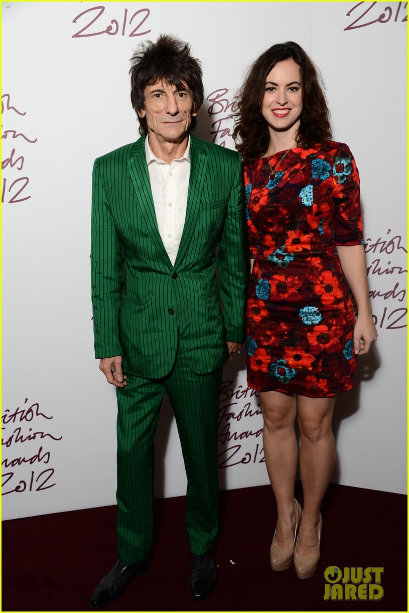 rolling stones ronnie wood is expecting twins with wife sally 10