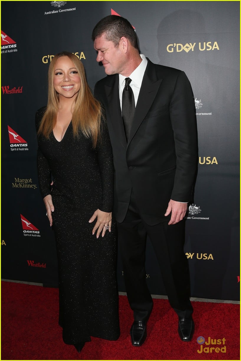 Mariah Carey Flaunts Engagement Ring on Red Carpet with Fiance James(02)