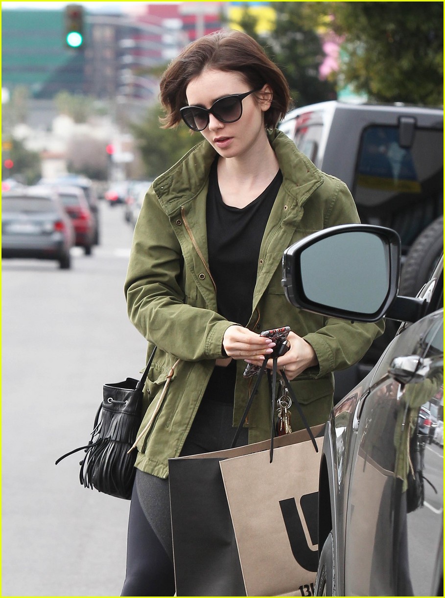 lily collins appreciates little things life 013561629