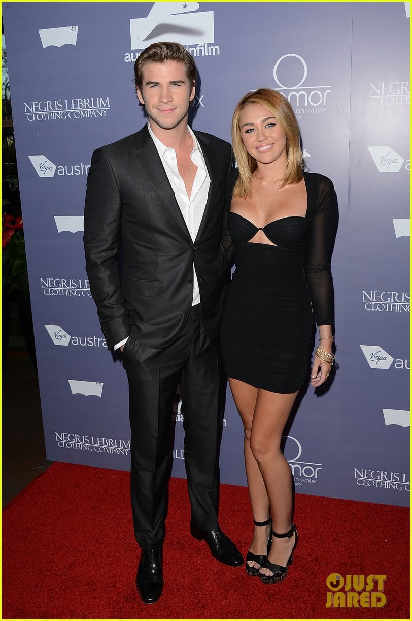 miley cyrus liam hemsworth are engaged again 21