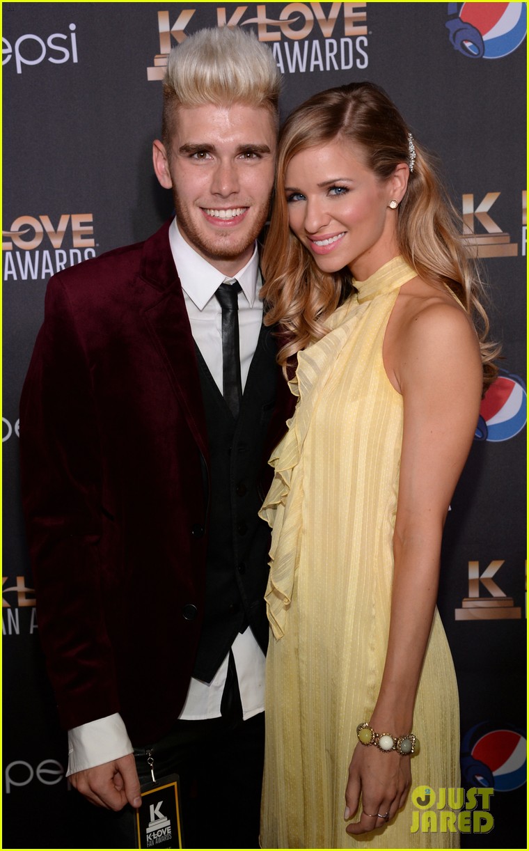 American Idol's Colton Dixon Is Married See a Wedding Photo! Photo