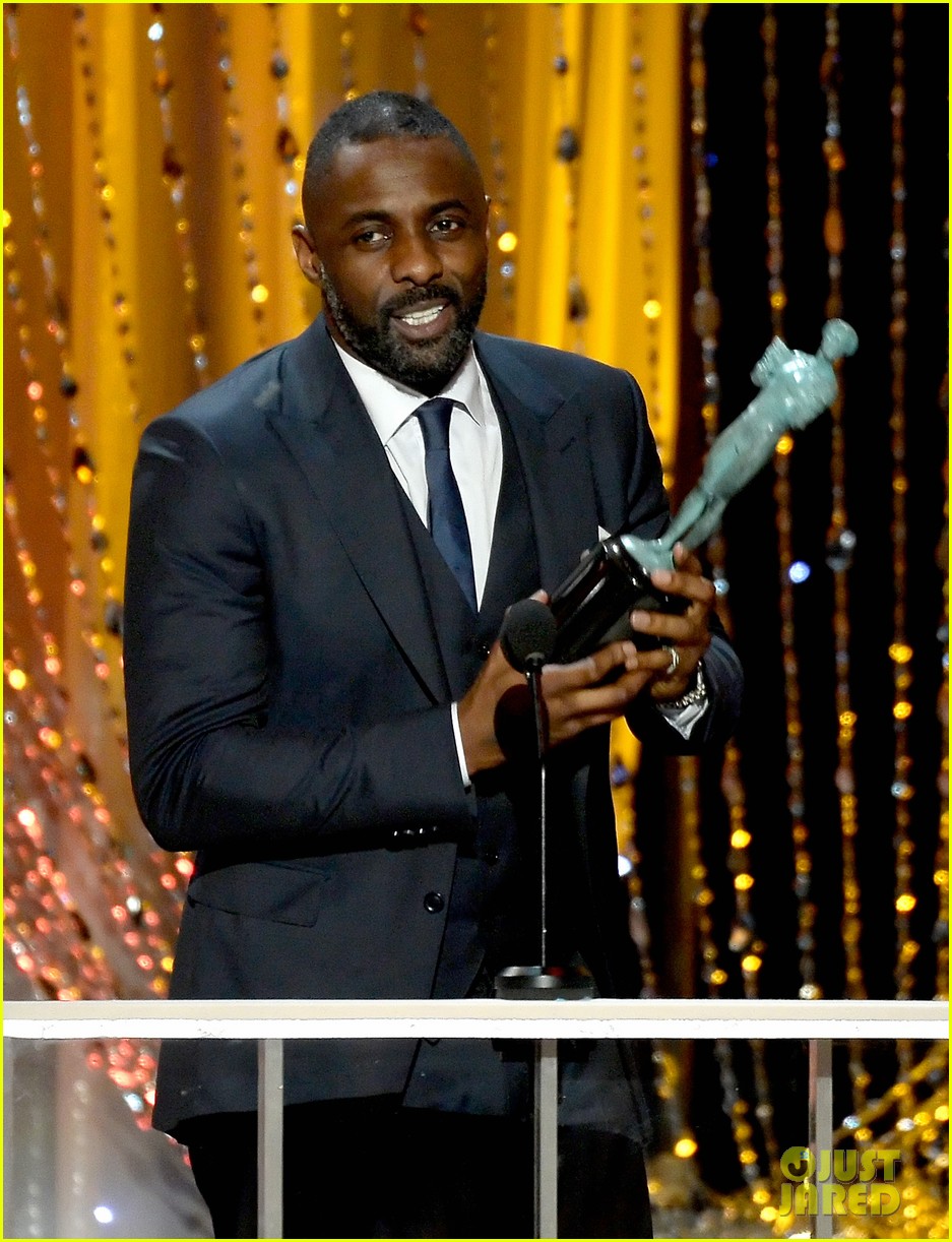 Idris Elba Wins 2 Acting Awards at SAG Awards 2016! Photo 3564484(01)