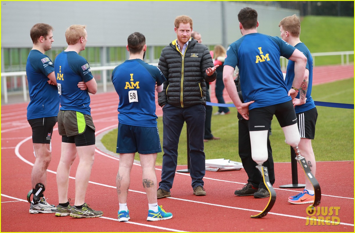 prince harry cheers on invictus games competitors at university of bath 06