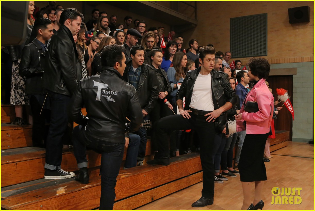 Vanessa Hudgens' Boyfriend Austin Butler Was in Audience for 'Grease(02)