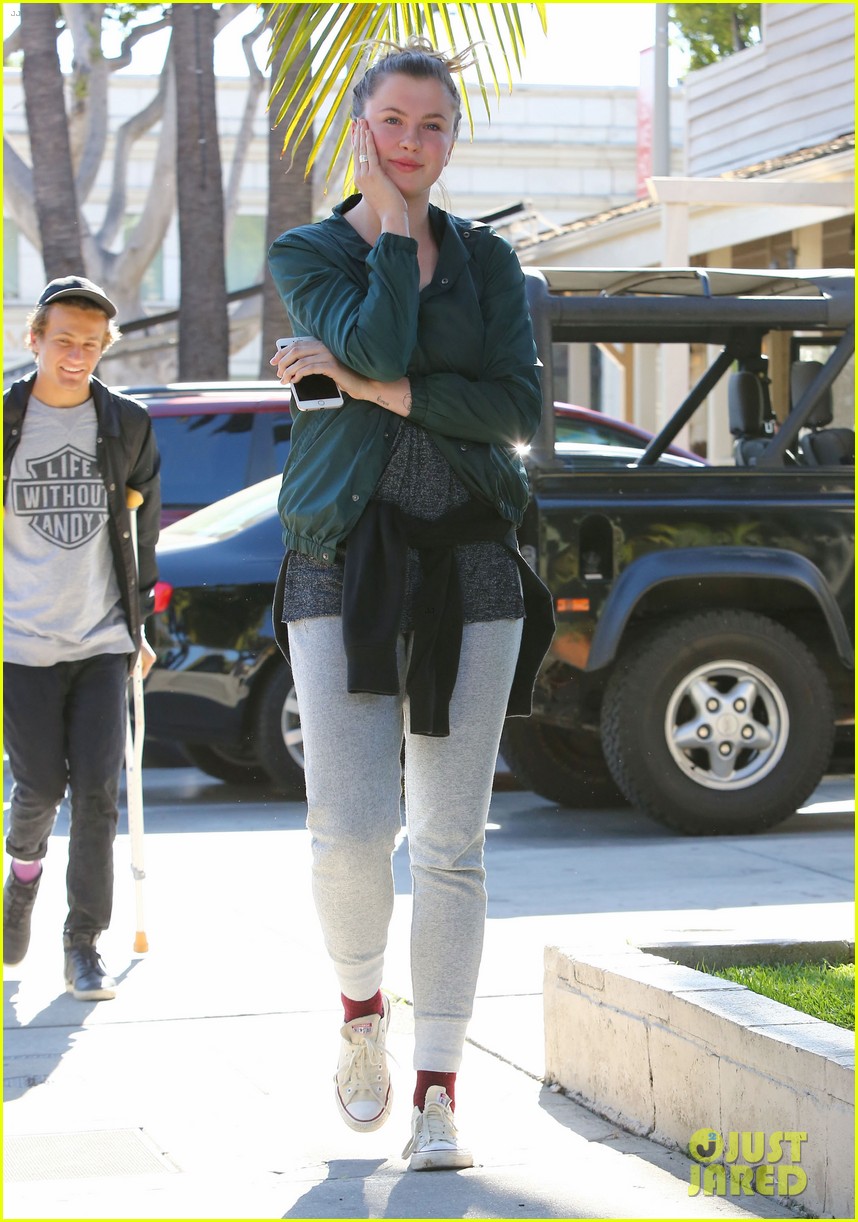 Ireland Baldwin Celebrates Her Cousin Alaia Baldwin’s Birthday: Photo