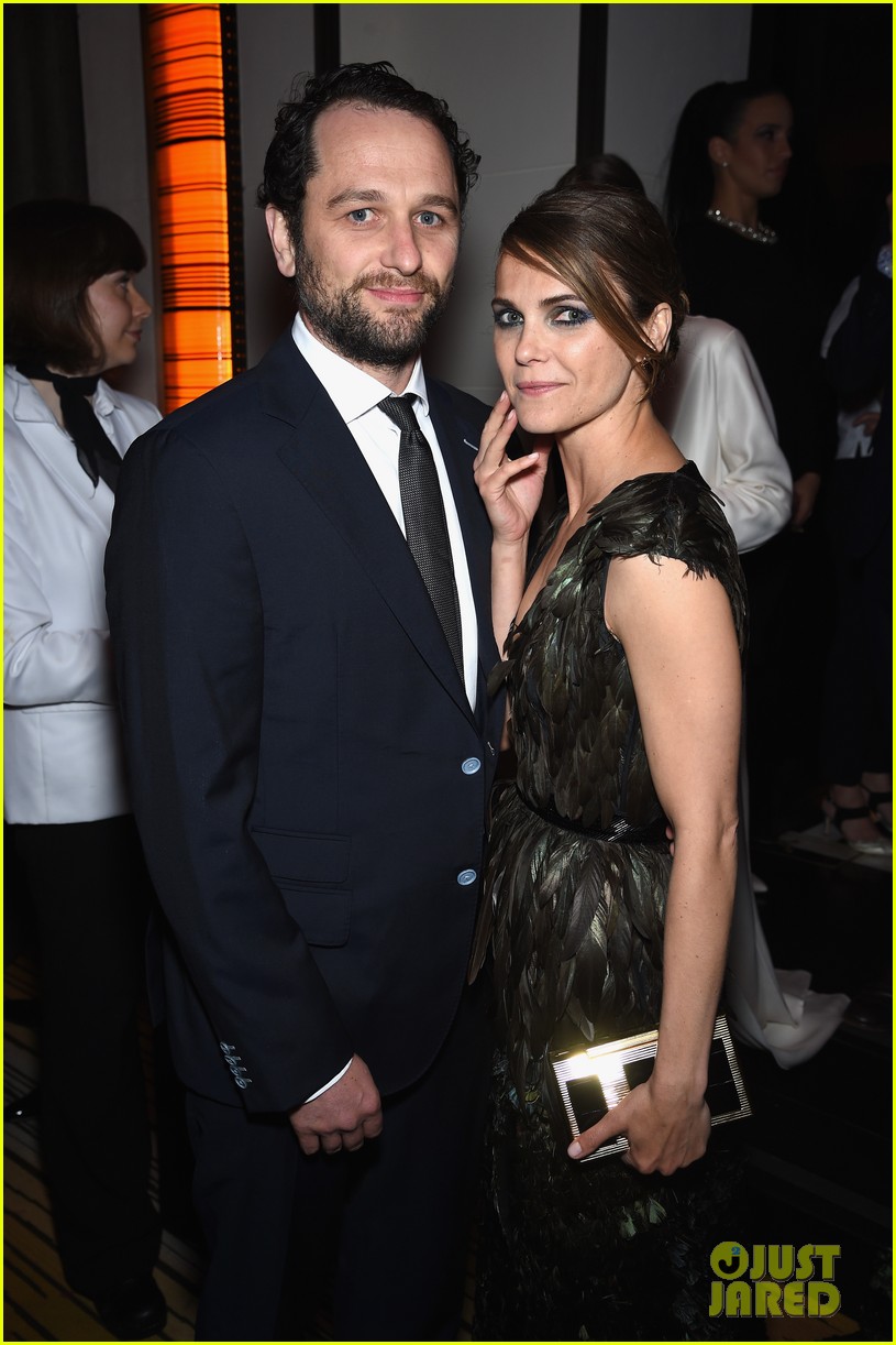 keri russell pregnant expecting baby matthew rhys 053544233