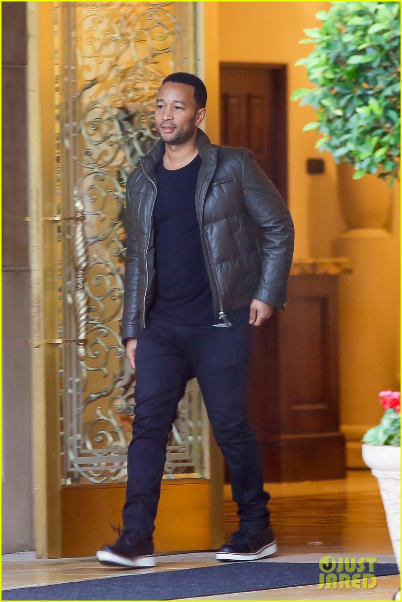 john legend and chrissy teigen are moving out 09