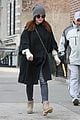 julianne moore is like a mom to chloe moretz 16