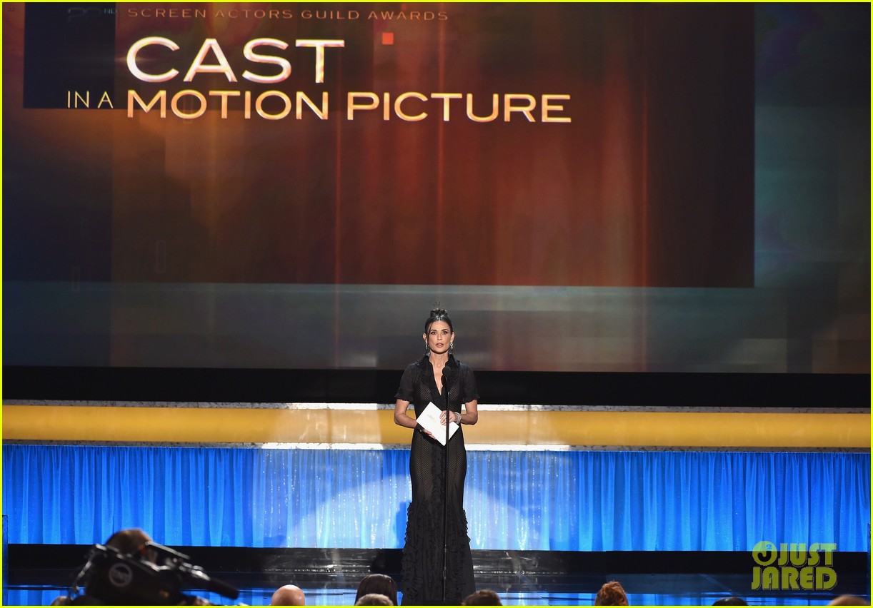 demi moore wears a totally sheer dress to sag awards 2016 223564959