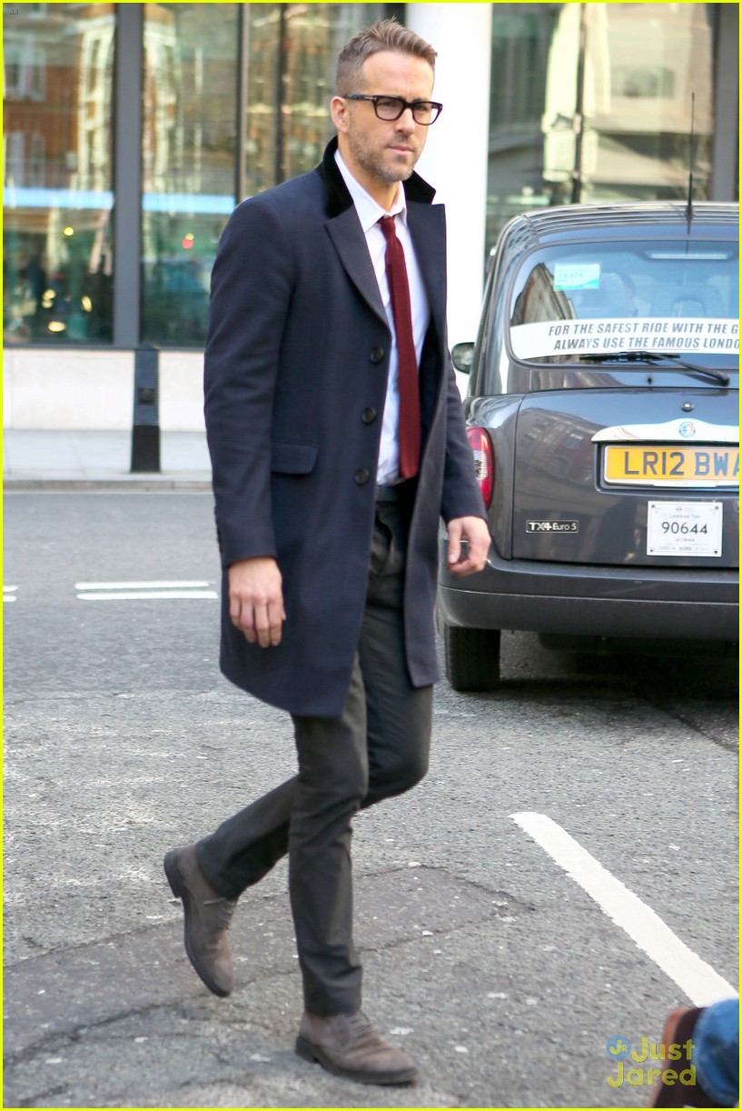 Ryan Reynolds Is Turning Into a Silver Fox See His Gray Hair! Photo