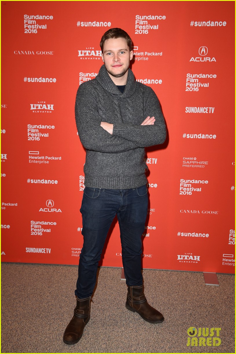 jack reynor gets support from free fire co star armie hammer at sundance 2016 093559714