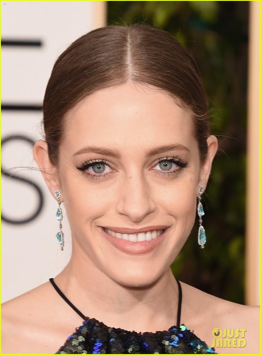 'Mr. Robot' WINS Best Drama TV Series at Golden Globes 2016 Photo