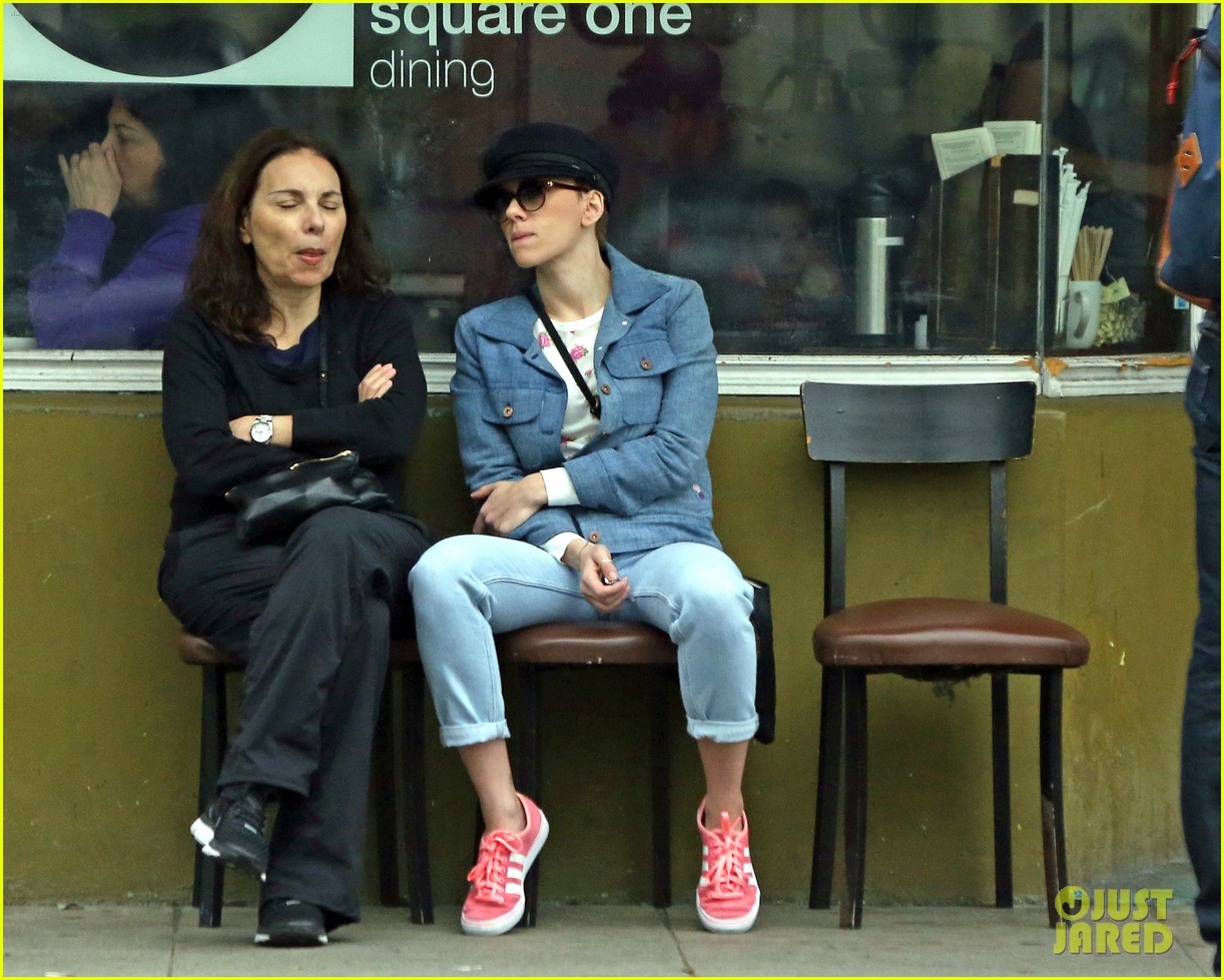 Scarlett Johansson Spends Time with Her Mom on MLK Day: Photo 3555482 ...
