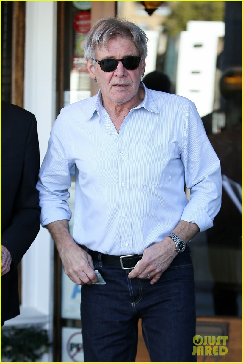 harrison ford star wars looks to ink major tv deal 023560281