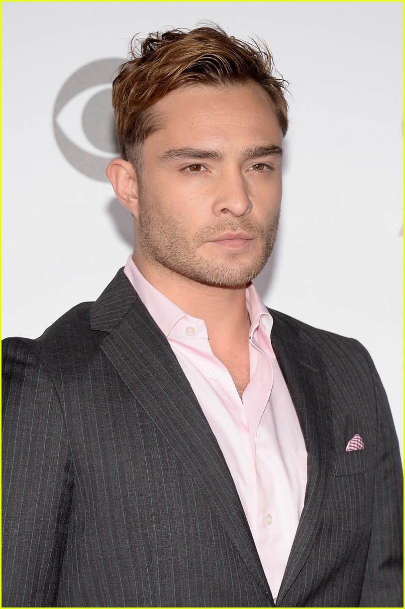 Ed Westwick Takes the Stage at People’s Choice Awards : Photo 3545247