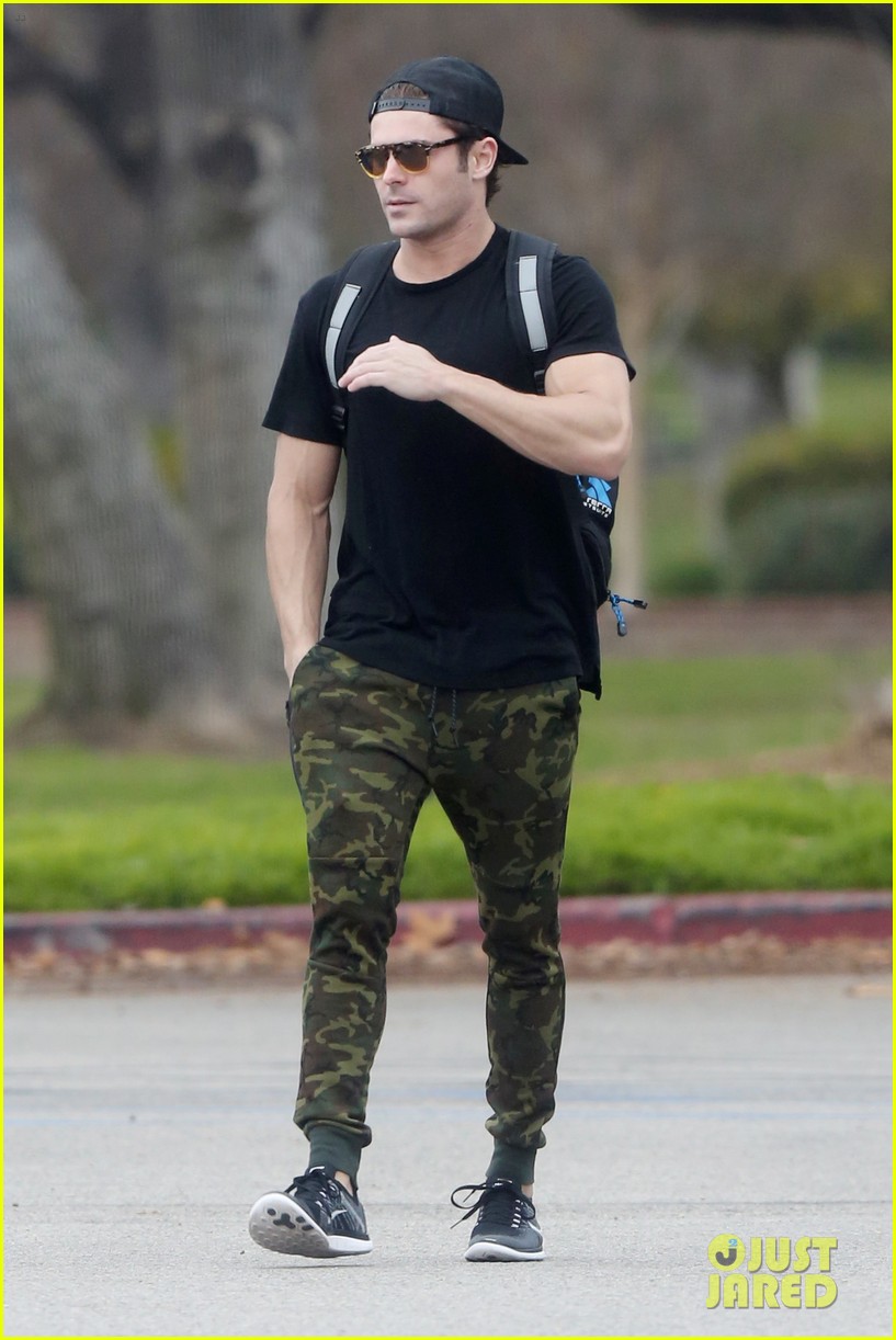zac efron trainer ahead hsm reunion special 193556390