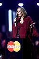 adele publicly supports kesha during brit awards 05