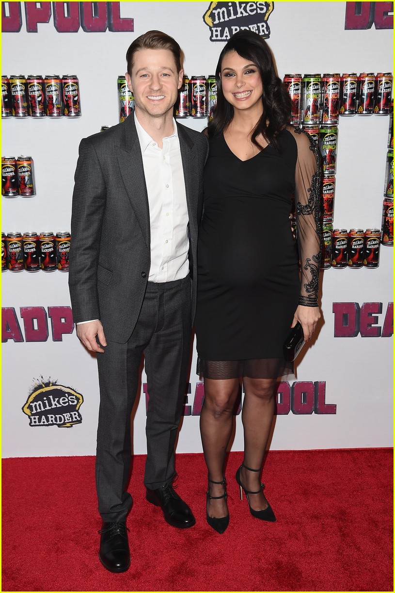 pregnant morena baccarin and ben mckenzie attend deadpool screening 033572788