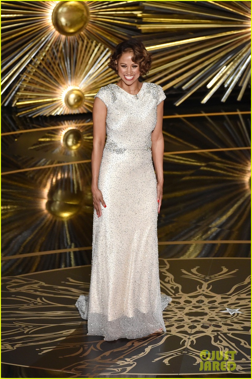 Stacey Dash Explains Why She Made an Oscars Appearance Photo 3594131