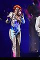lady gaga performs david bowie tribute at grammys 2016 11