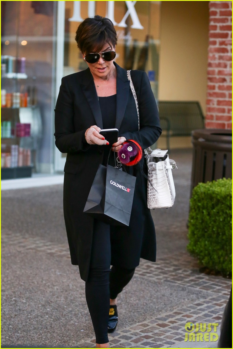 kris jenner steps out with bandaged hand after surgery 163588943