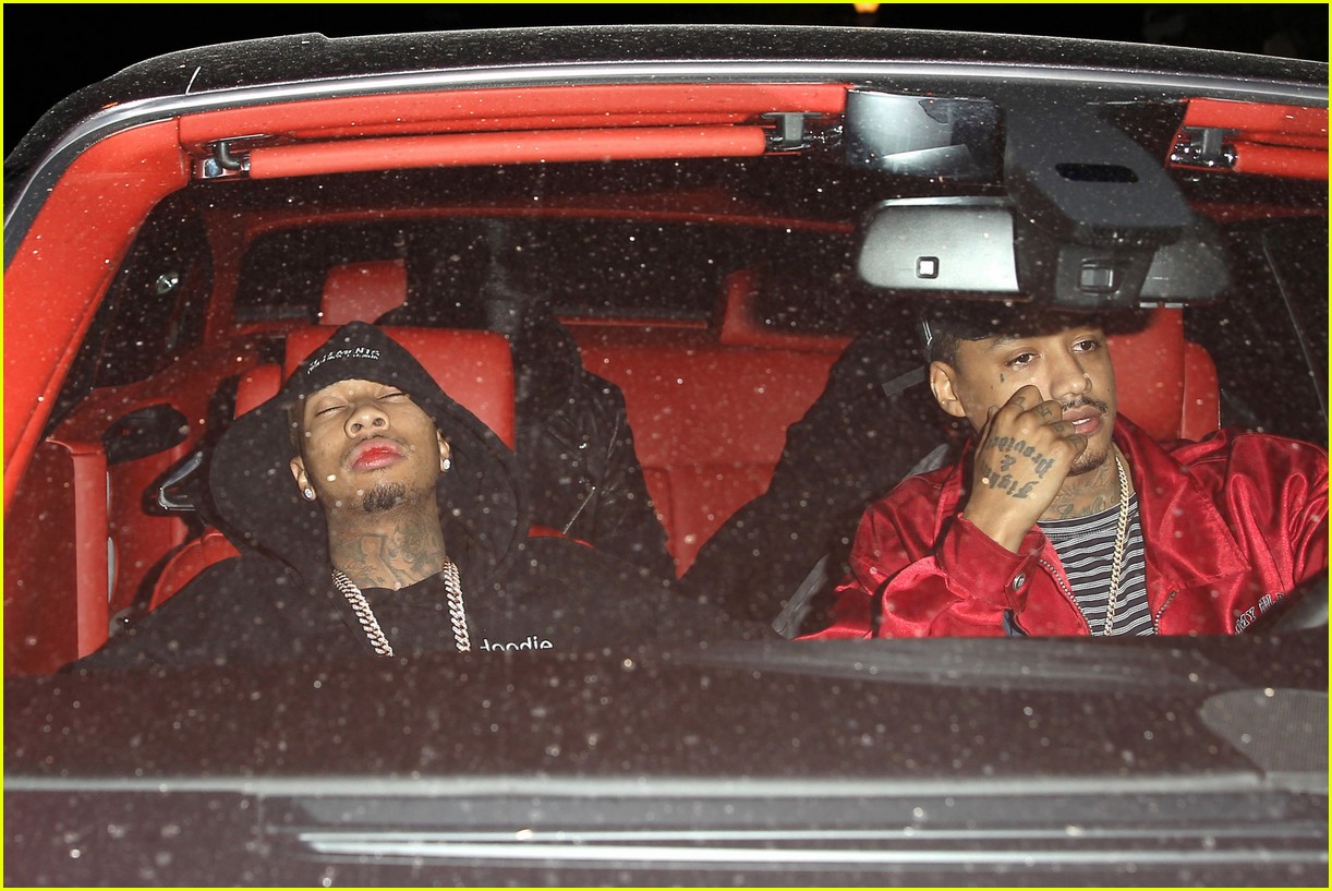 kylie jenner chris brown tyga passes out 263567876