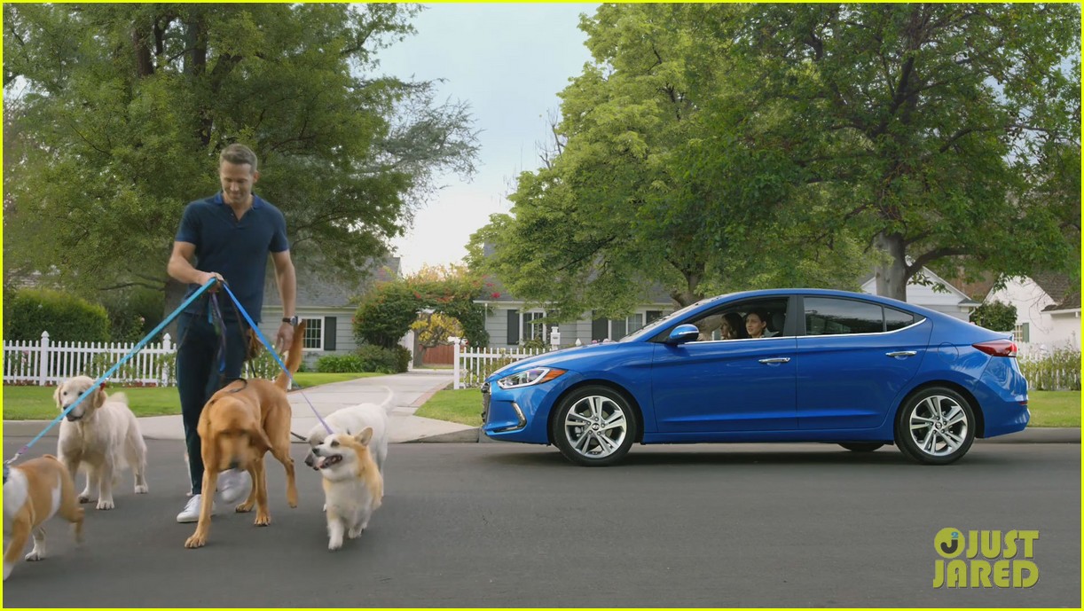 ryan reynolds clones take over town hyundai super bowl commercial 15