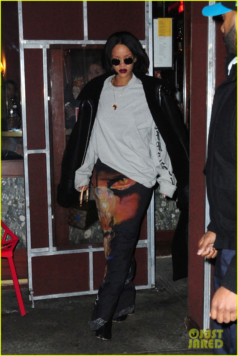 rihanna steps out in awesome star wars skirt 303575831