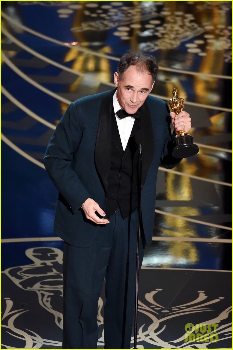 Mark Rylance Wins Best Supporting Actor at Oscars 2016! Photo 3592795