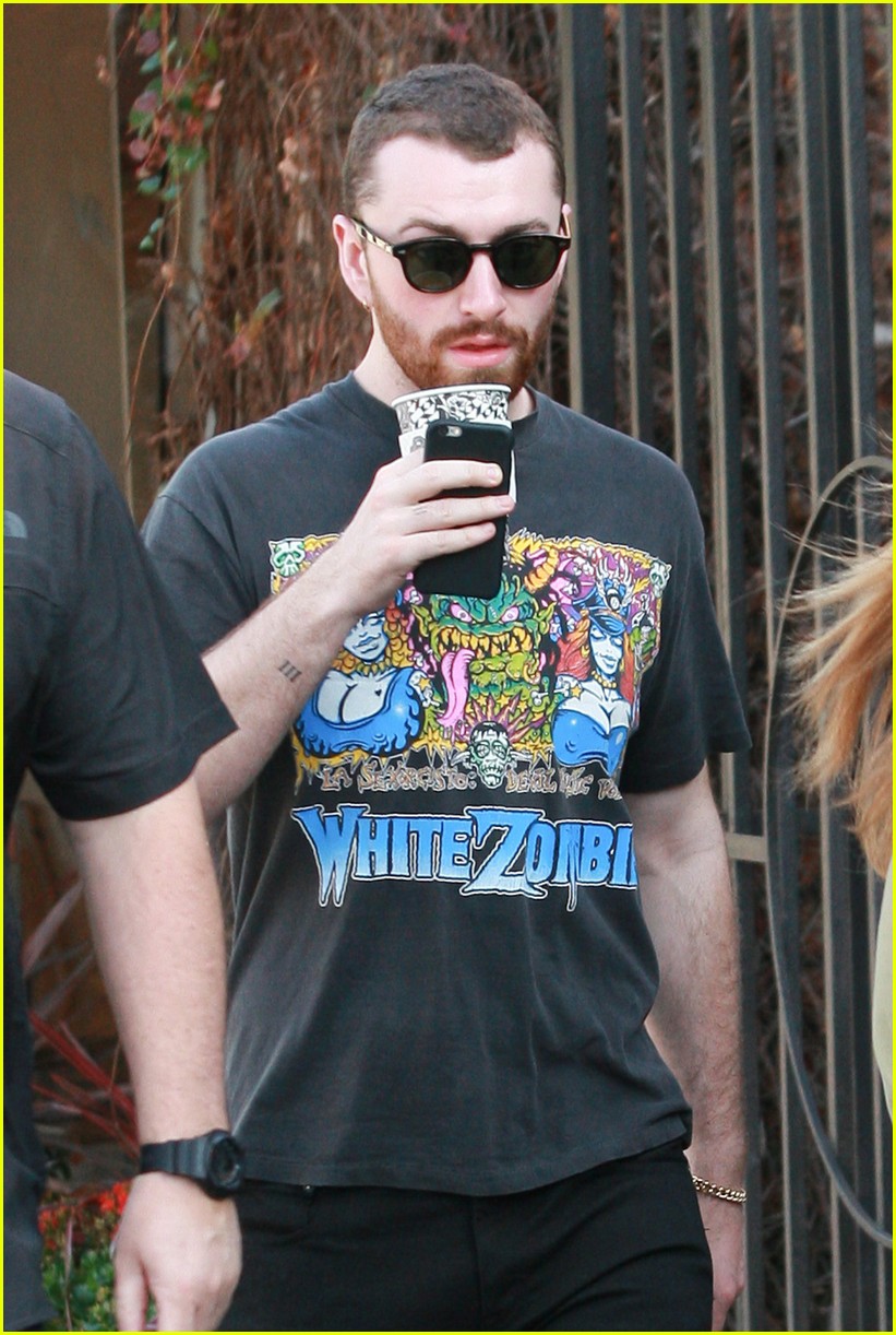 Sam Smith Has Plans to Visit His Mom, Dad and Sisters: Photo 3584551 ...