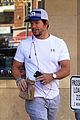 mark wahlberg teams up with budweiser on super bowl ad 04
