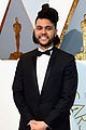 the weeknd oscars 2016 red carpet 05