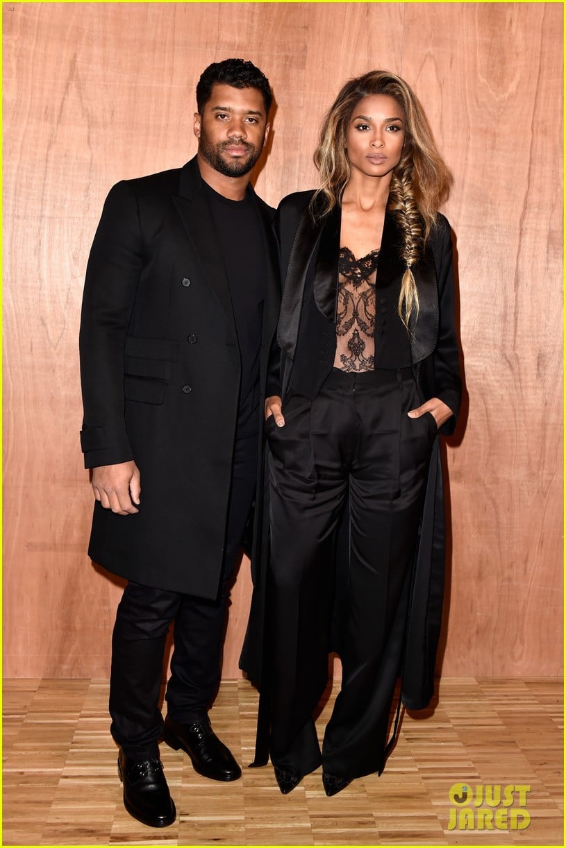 ciara is engaged to russell wilson 033603266