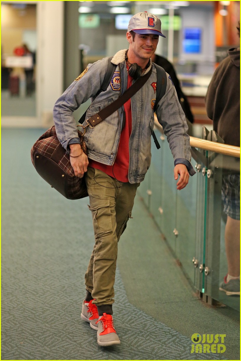 grant gustin back to vancouver 063605379