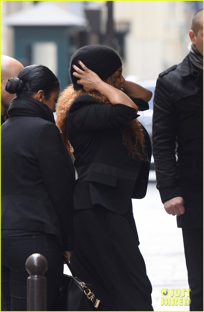 janet jackson steps out after elton johns diss 063598746