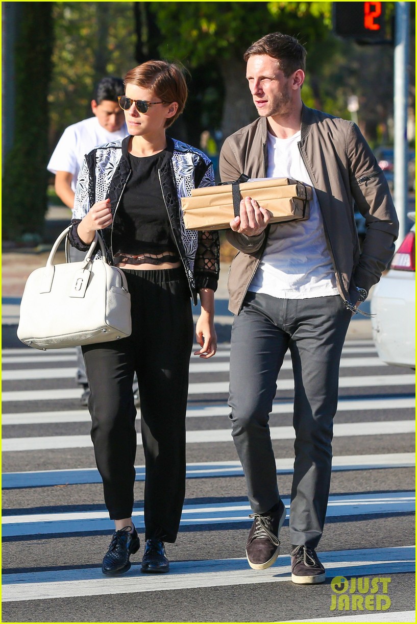 kate mara jamie bell couple up for afternoon errands 413594434
