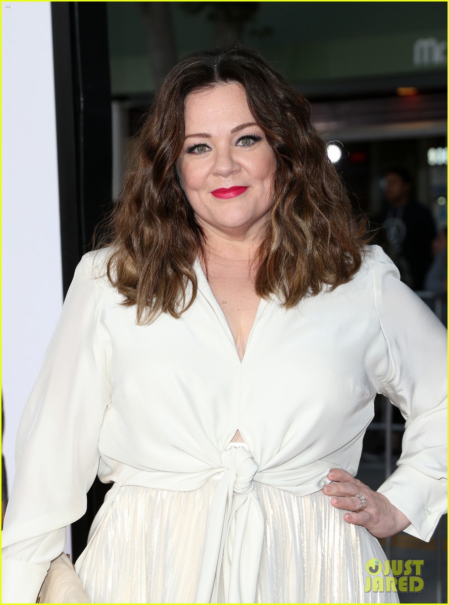 melissa mccarthy releases dont talk psa watch here 03