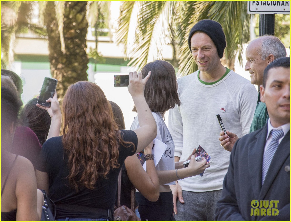 gwyneth paltrow chris martin step out in buenos aires 08