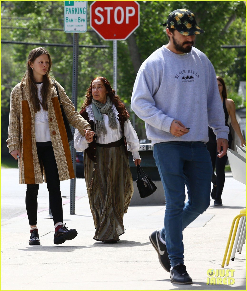 Shia LaBeouf Takes Mia Goth & His Mom Out to Easter Brunch: Photo