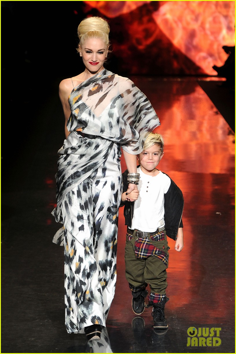 gwen stefani says shed be blessed to have a gay son 15