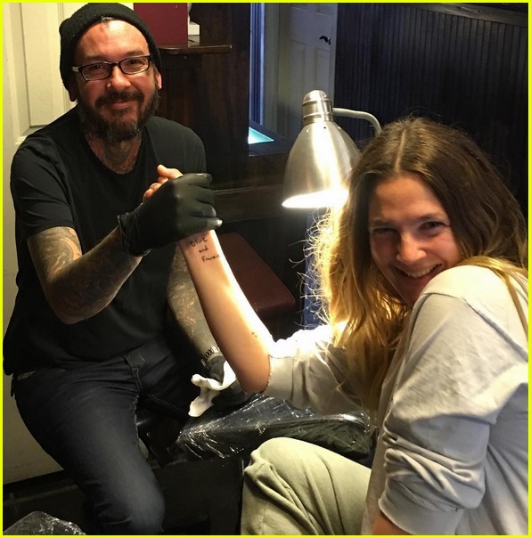 Drew Barrymore Gets New Tattoo with Her Daughters' Names Photo 3619366