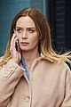 emily blunt hides baby bump shopping bags 04