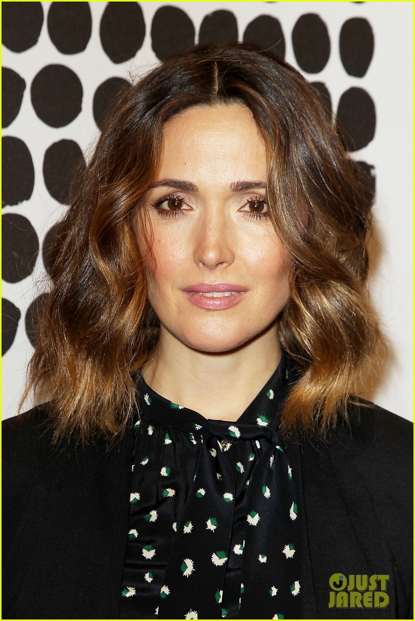 rose byrne makes first official post baby appearance 043625521