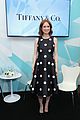 ellie kemper says being pregnant is like a constant hangover 01