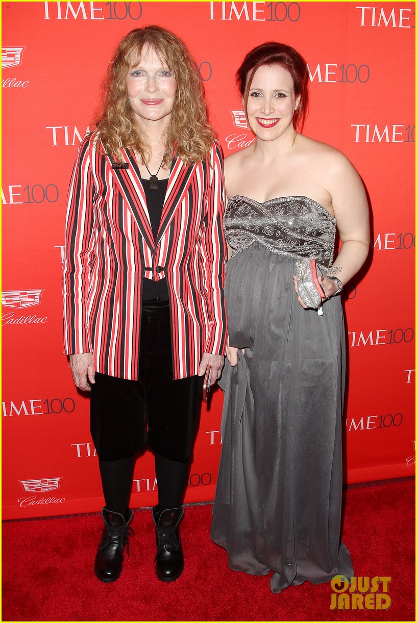 dylan farrow reveals shes pregnant with a baby girl 05