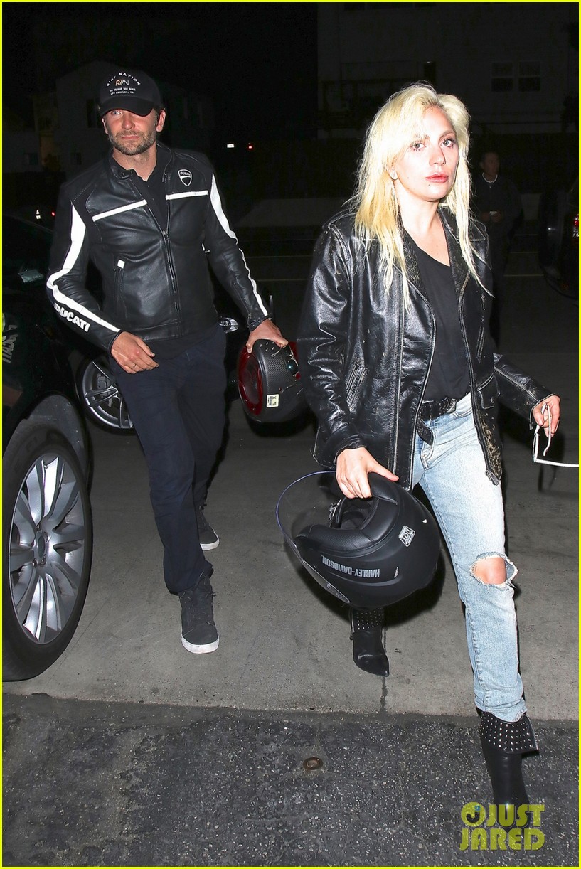 lady gaga takes a ride on bradley coopers motorcyle to dinner 013643743