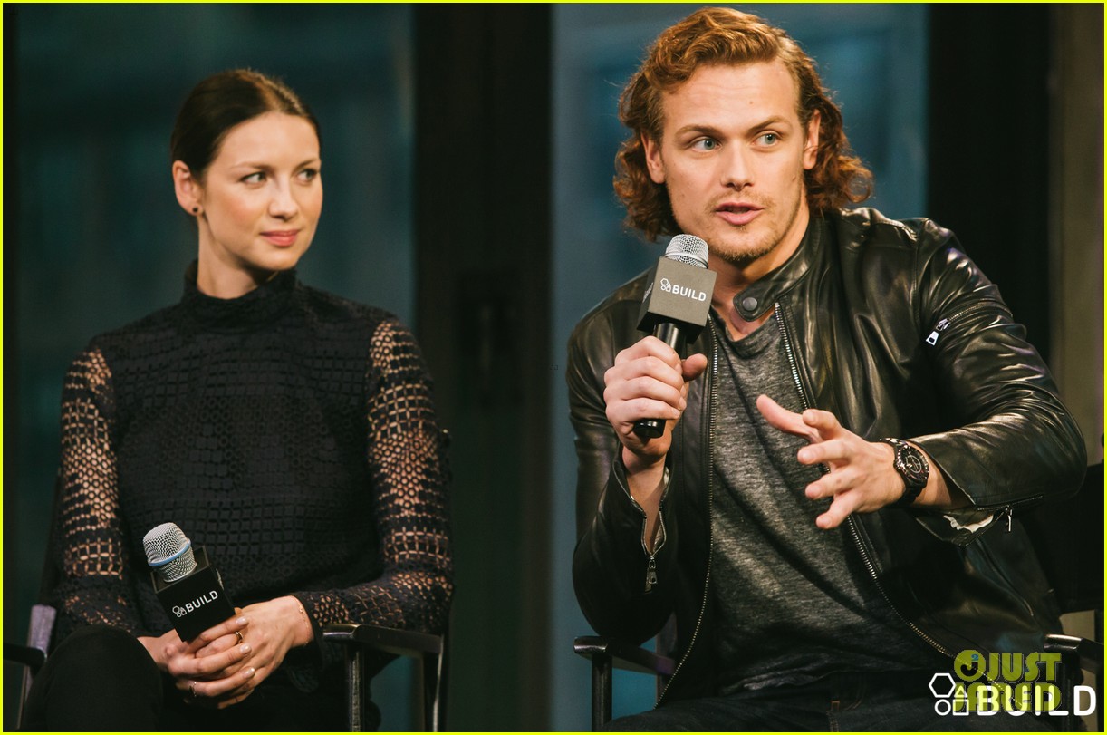 sam heughan talks about his outlander modesty pouch 17