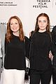 julianne moore brings the whole family to wolves premiere 03